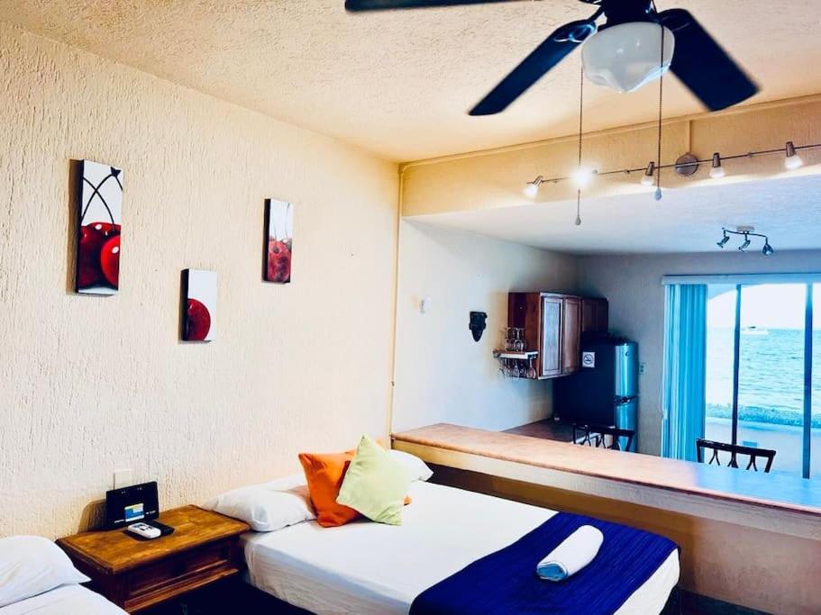 Punta Me Apartment Beach Front In The Hotel & Waterpark Cancún Exteriör bild