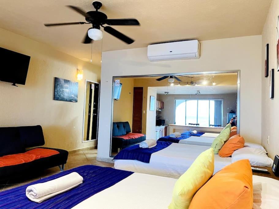 Punta Me Apartment Beach Front In The Hotel & Waterpark Cancún Exteriör bild